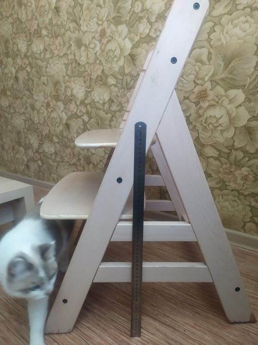 Продаётся детский растущий стул.