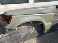 Aripa mitsubishi pajero mk 2 dreapta piese pajero noi