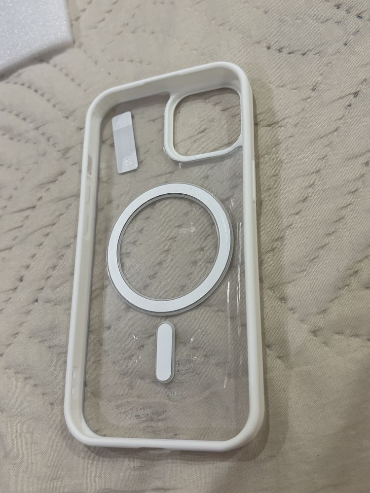 Калъфи за iPhone 15