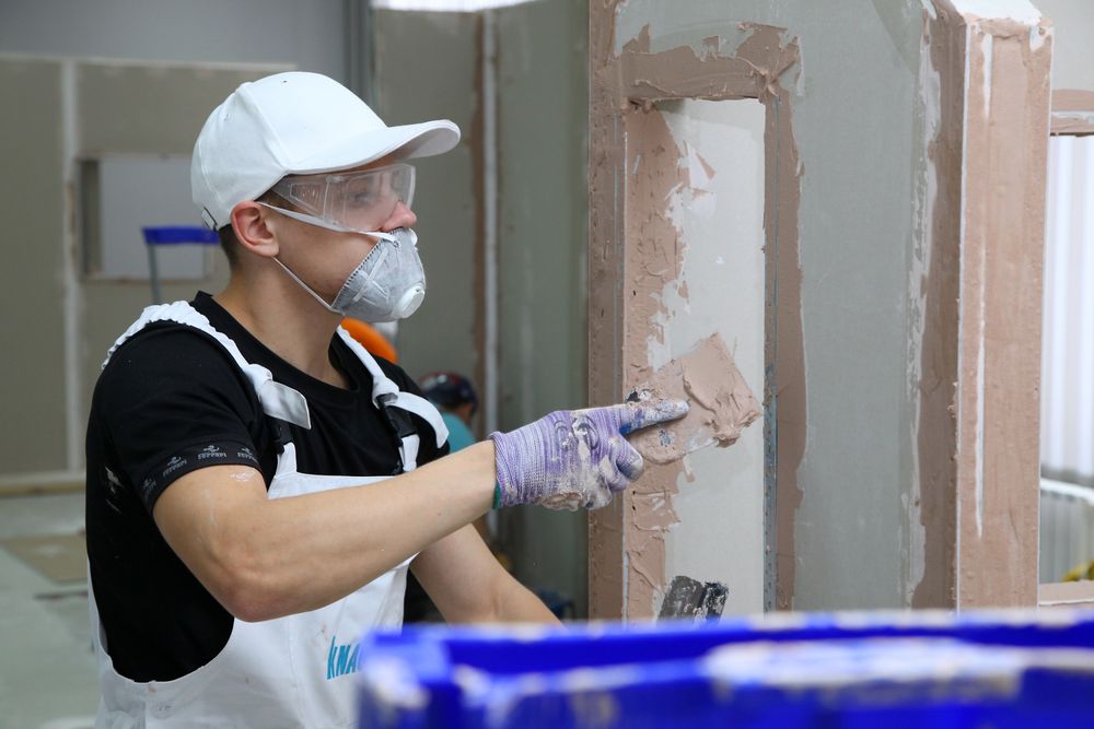 Услуги маляра откосы