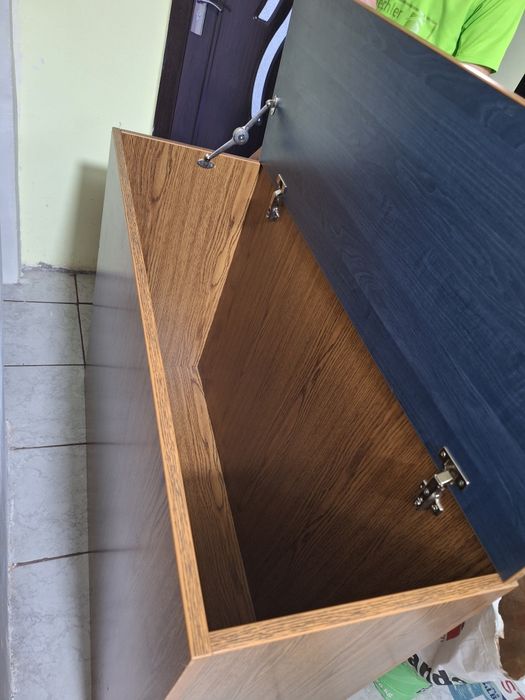 Mobila-dulap, polițe si lada depozitare