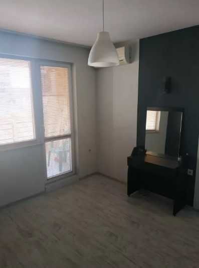 Дава се под наем Тристаен апартамент в Пловдив, Съдийски - 90 кв.м за 464.1 € - Снимка #1