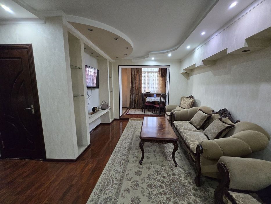 Продаётся 2-х комнатная на Ц-5 Ор-р ресторан Ла Ли