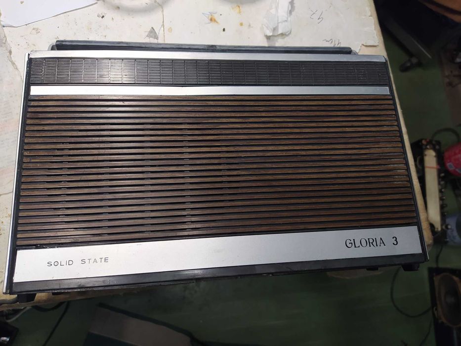 radio GLORIA 4, 3 si 1