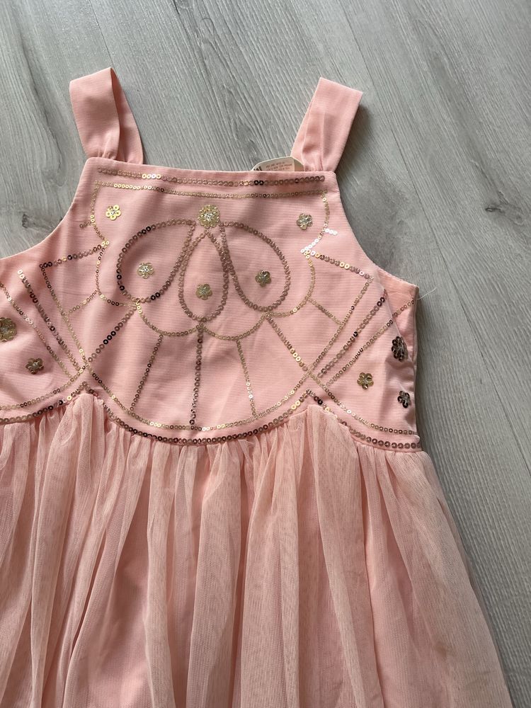 Розова детска рокля