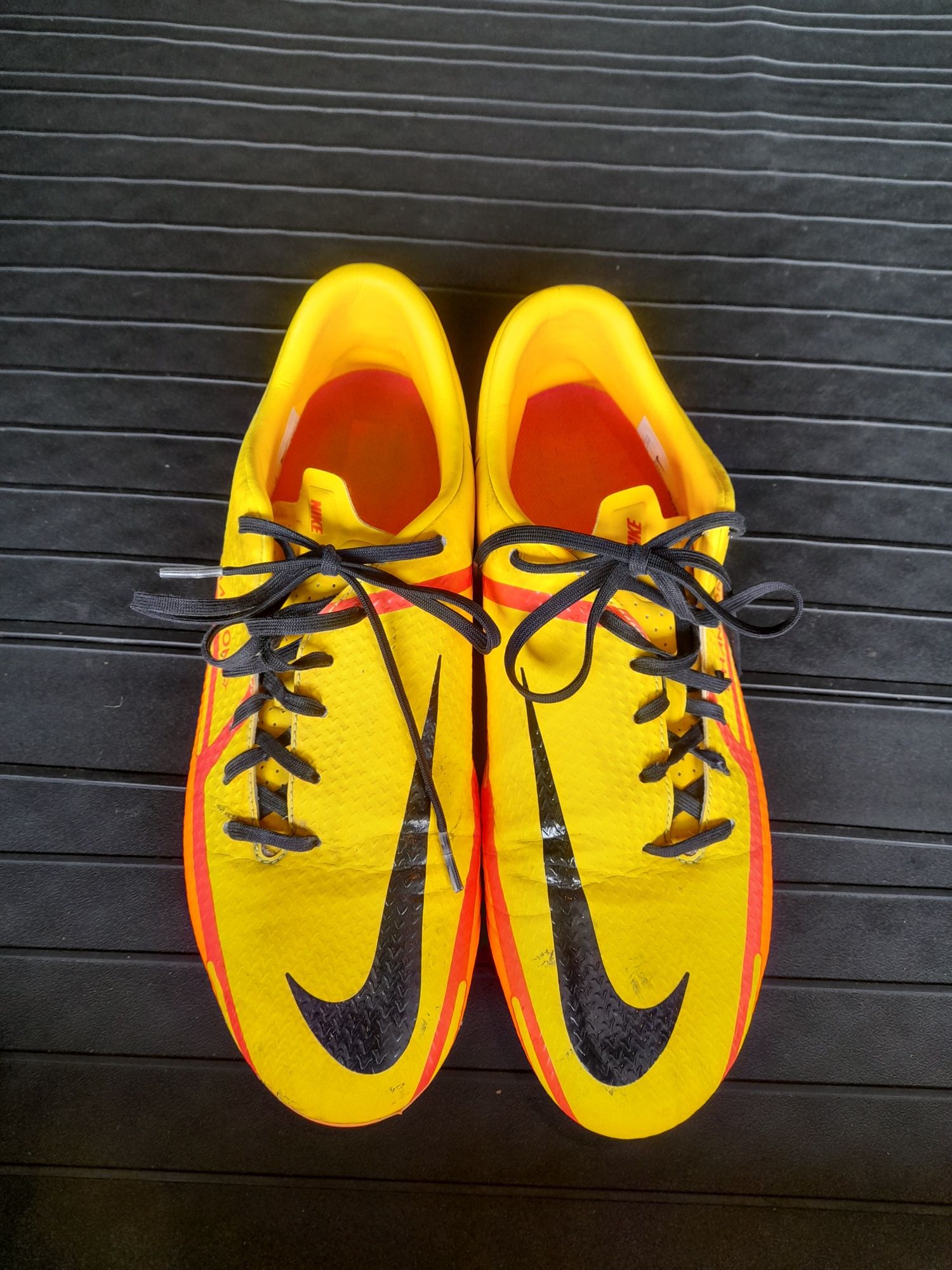 Ghete fotbal Nike phantom .Nr 44