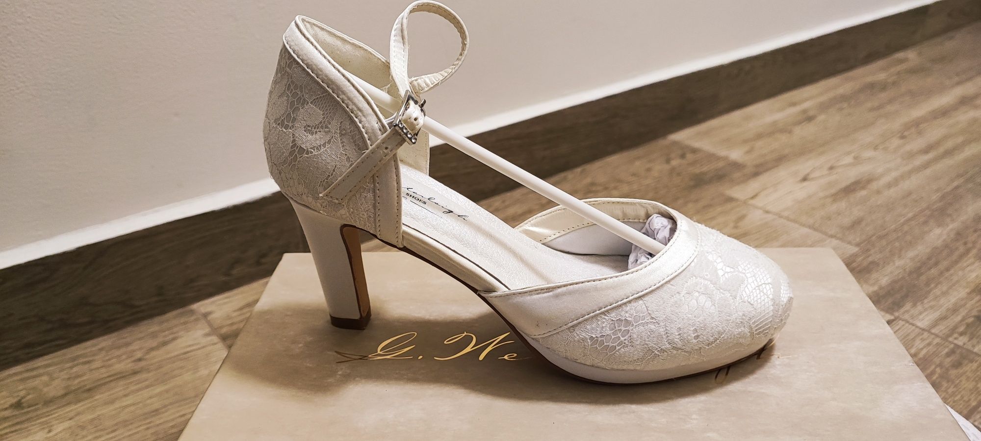 Сватбени обувки G.Westerleigh