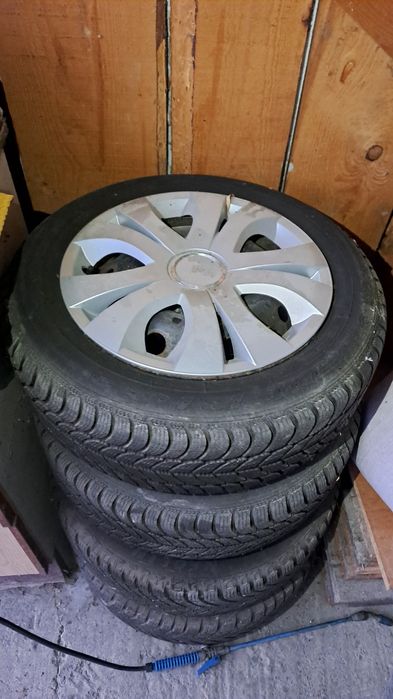 Cauciucuri cu jante S+M 185/60R15 84T +capace roti