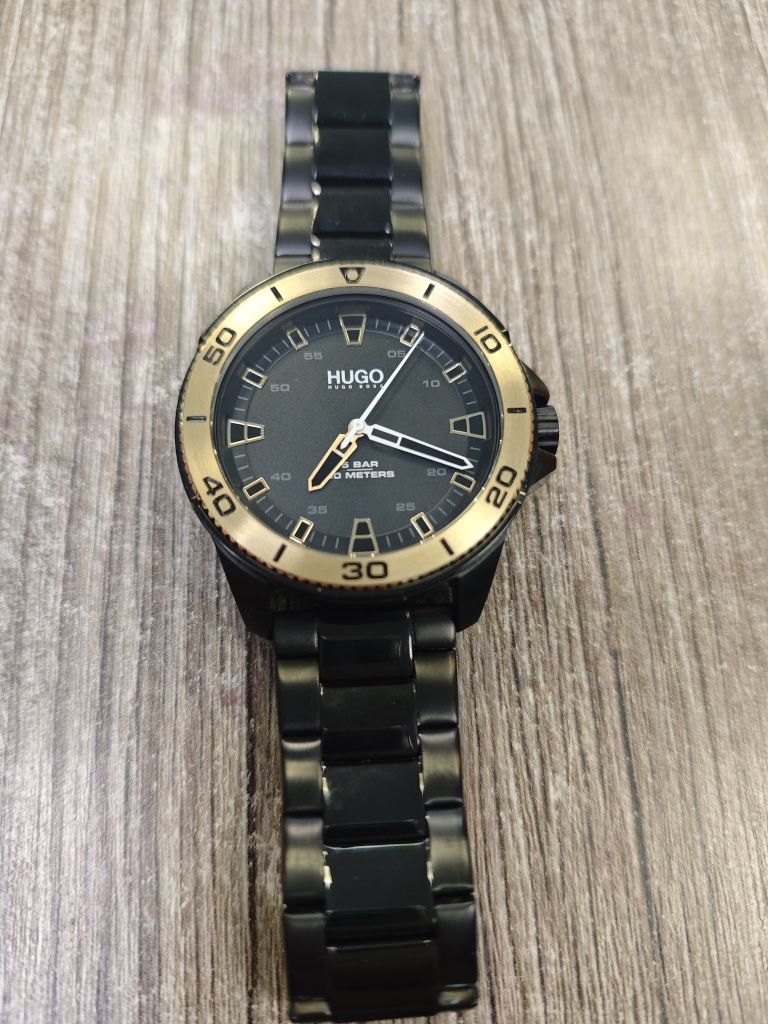 HUGO BOSS - Мъжки часовник