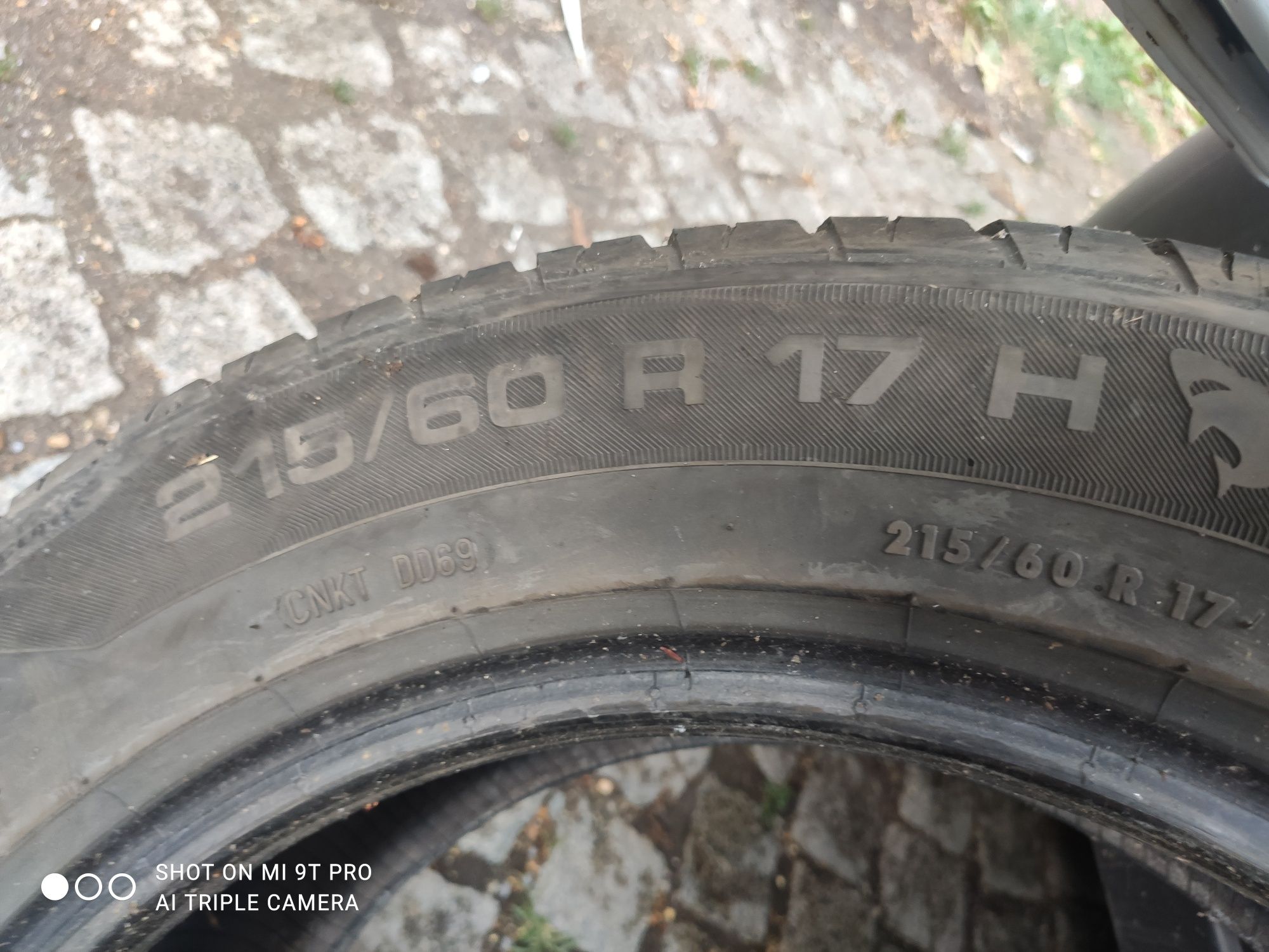 Гуми Унироял 215/60/17