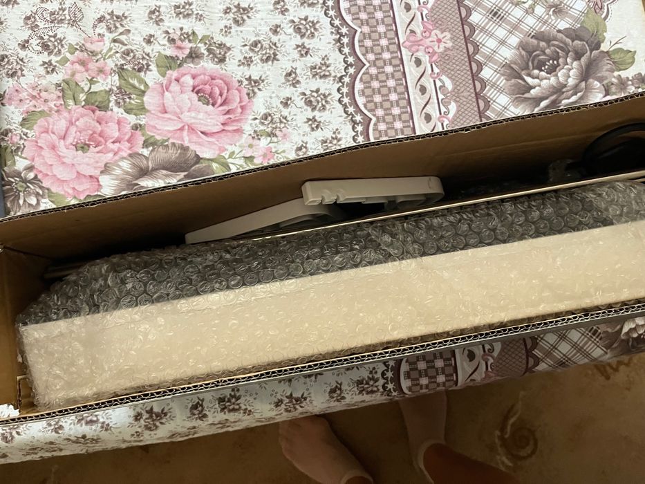 Стенен уред за отопление и охлаждане