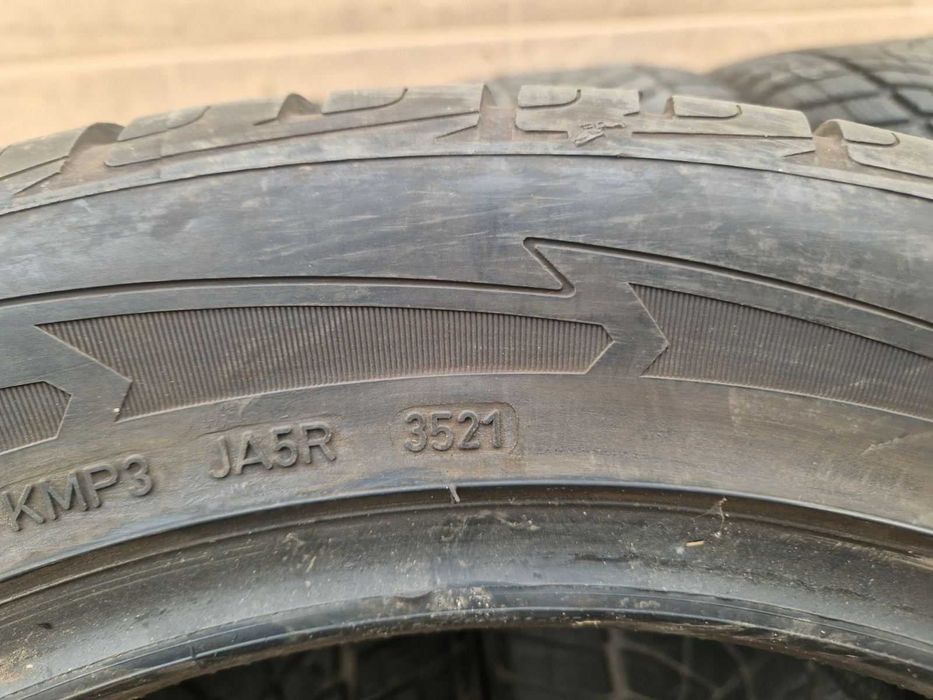 4 Goodyear R21 275/45
Зимни гуми 
DOT3521