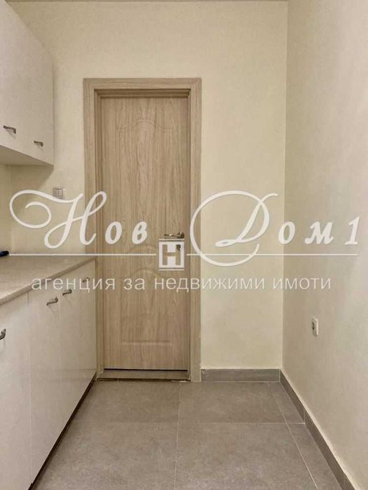 Продава се Офис в Пловдив, Кършияка - 140 кв.м за 1700 €/кв.м - Снимка #3