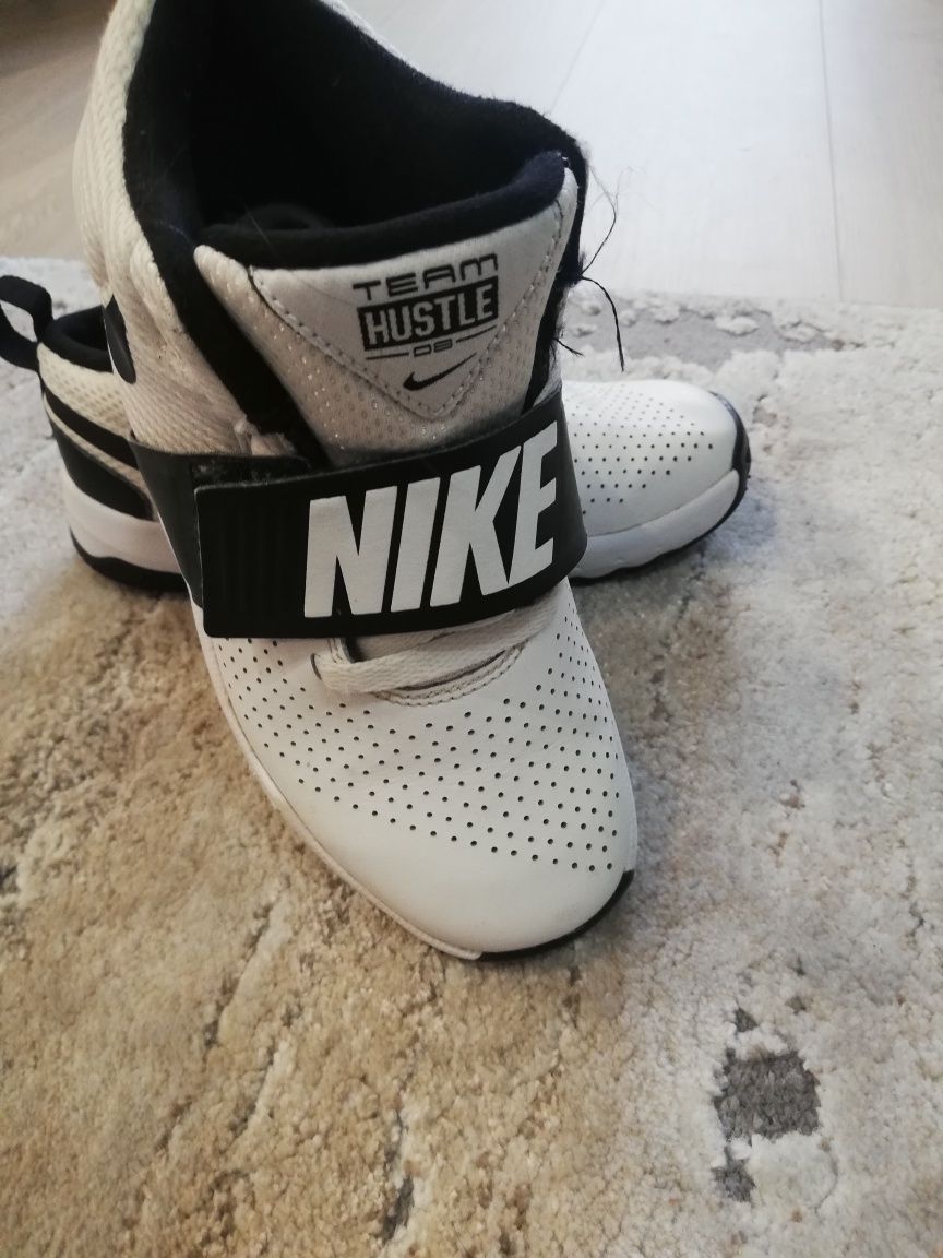 Nike team hustle08