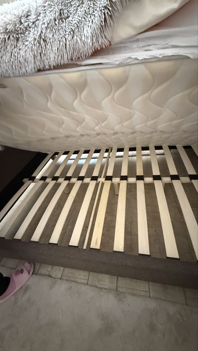 Pat dublu tapitat 160/200