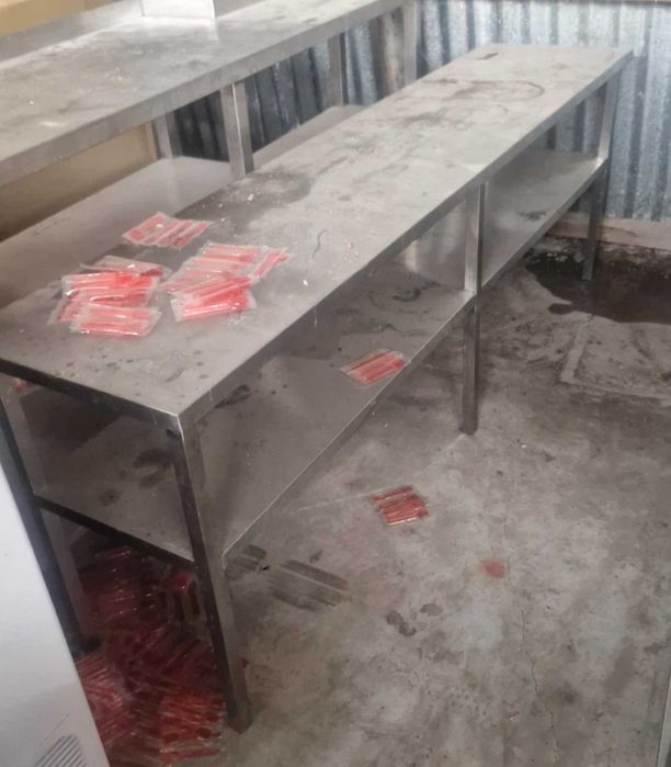 Надстройка за кухненски плот с 2 рафта от неръждаема стомана