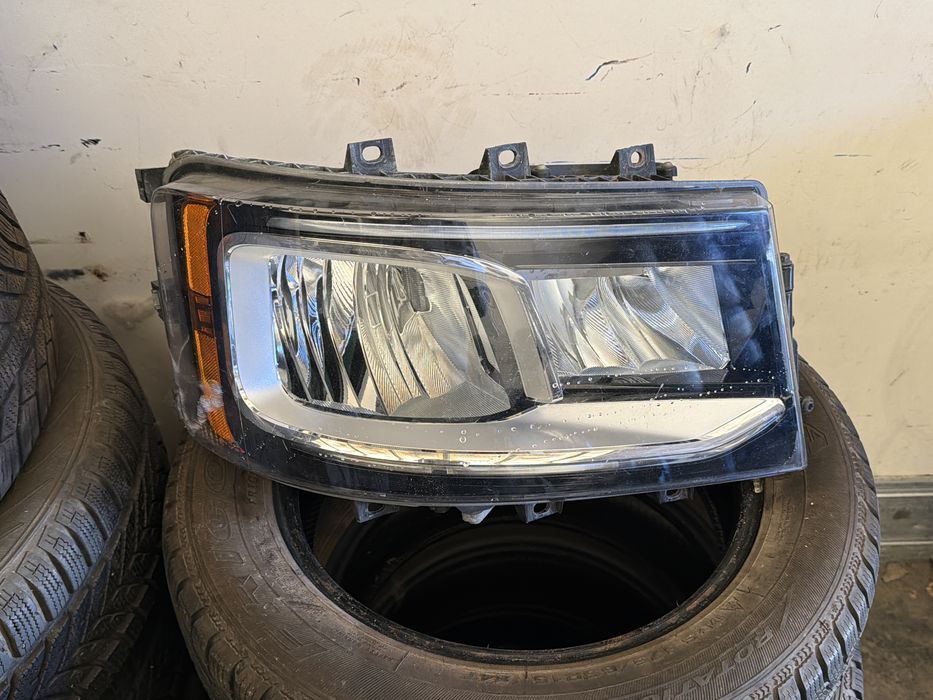 2бр. Десен LED Фар Scania Serie G 2016-