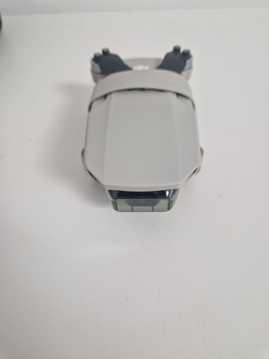 Dji mini 2 se. Aproape noua.zburata de 5 ori