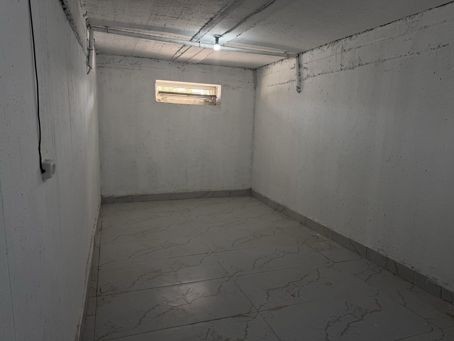 Падвал соколний этаж 270кв 2 та томондан кирса болади