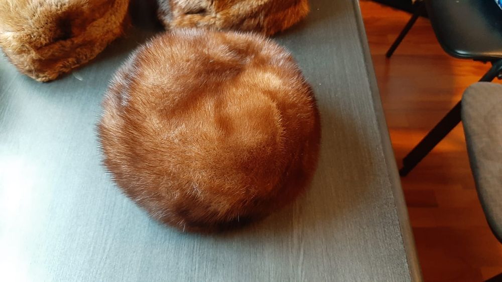 Căciuli blana naturala