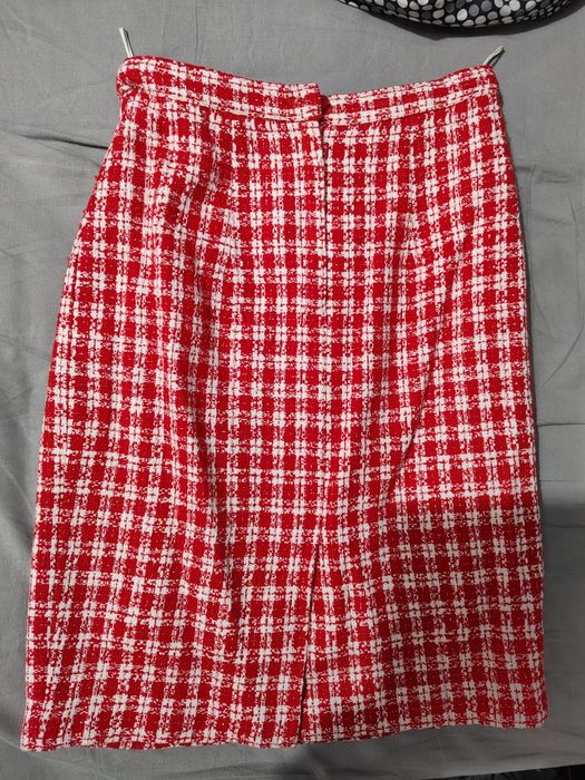 Costum compleu dama sacou și fusta