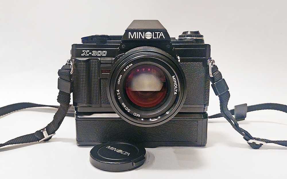 MINOLTA Х-300 - филмова камера