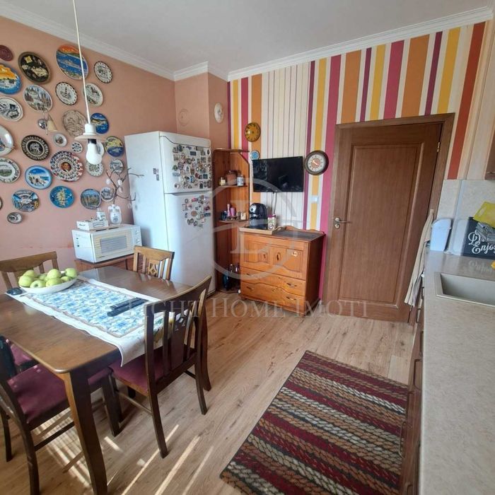 Продава се Тристаен апартамент в Пловдив, Кючук Париж - 87 кв.м за 1943 €/кв.м - Снимка #2