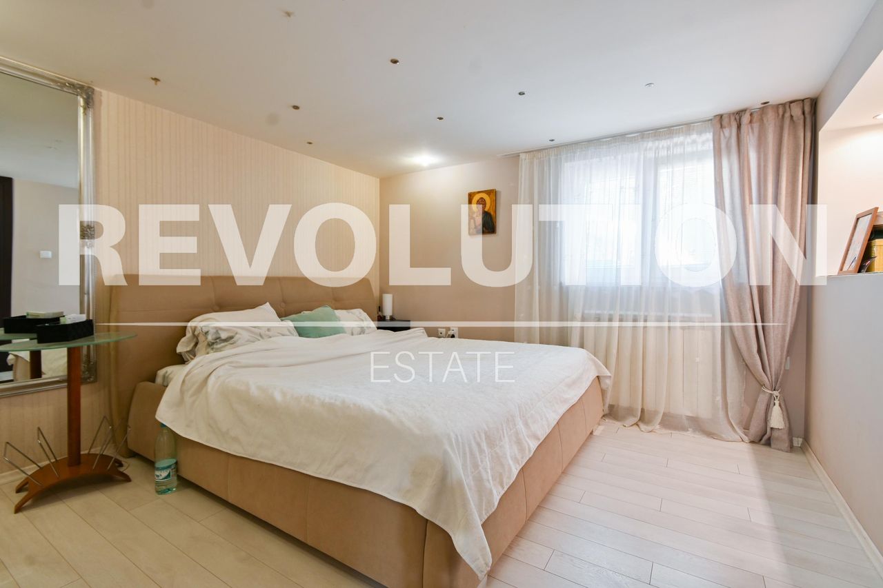 Продава се Къща в София, Левски В - 237 кв.м за 1752 €/кв.м - Снимка #5