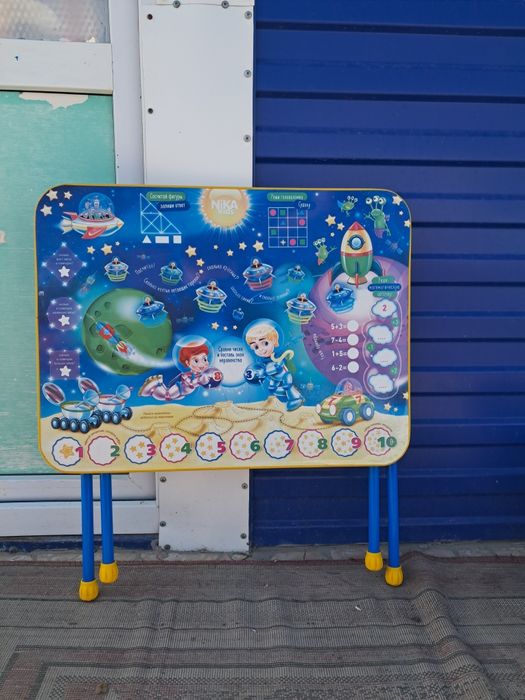 Продам парту за 4000 тг!