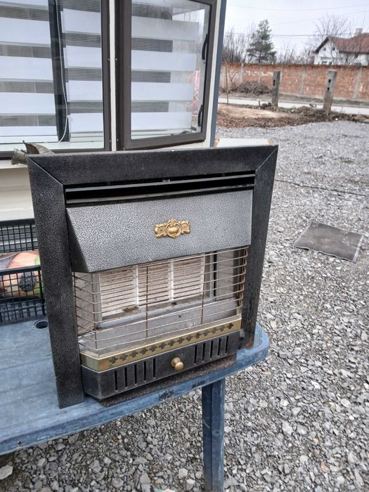 Продавам газова печка