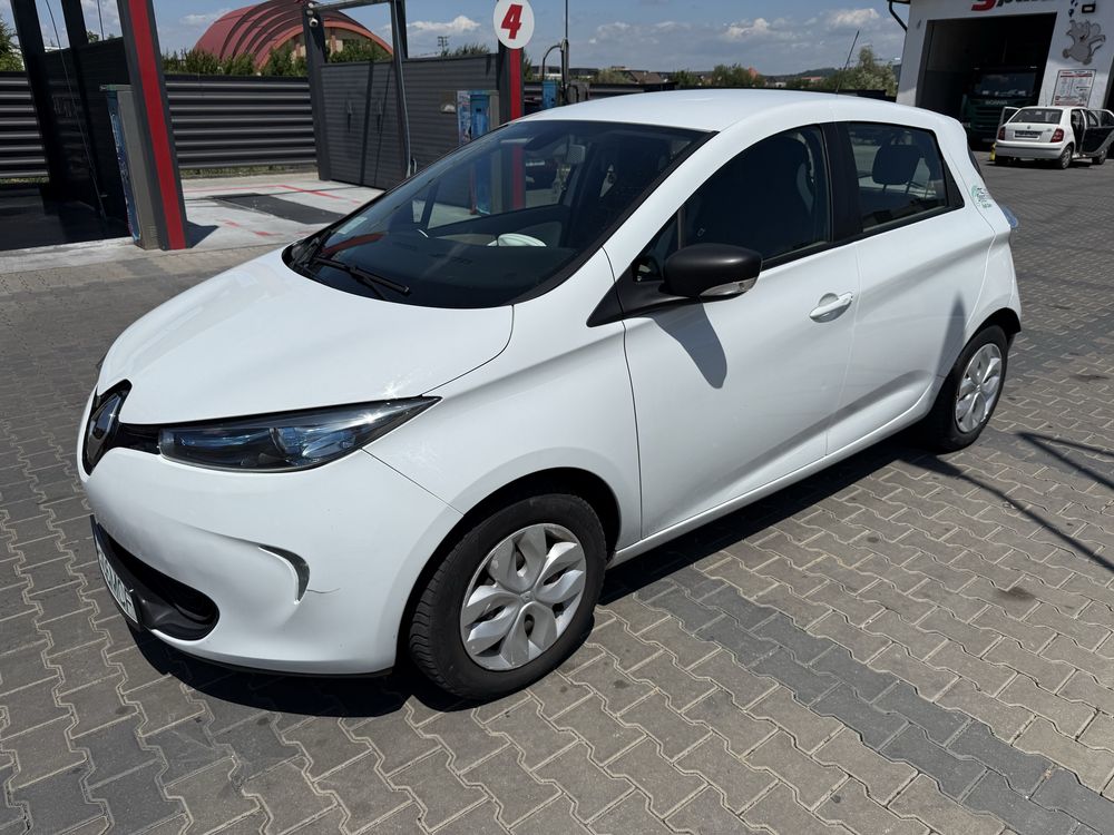 Inchiriere Zoe Electric 2021 Sofer Bolt Uber Sibiu