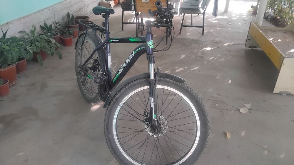 Velosped  hali yangi holati ideal