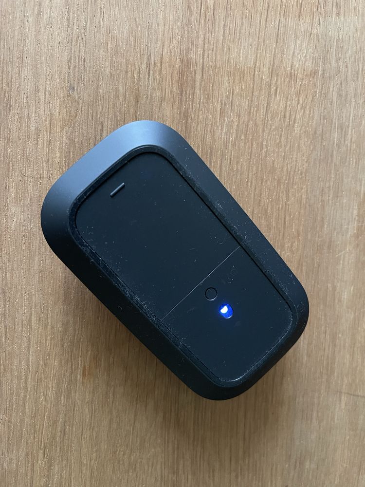 Продавам мишка и клавиатура Microsoft WiFi