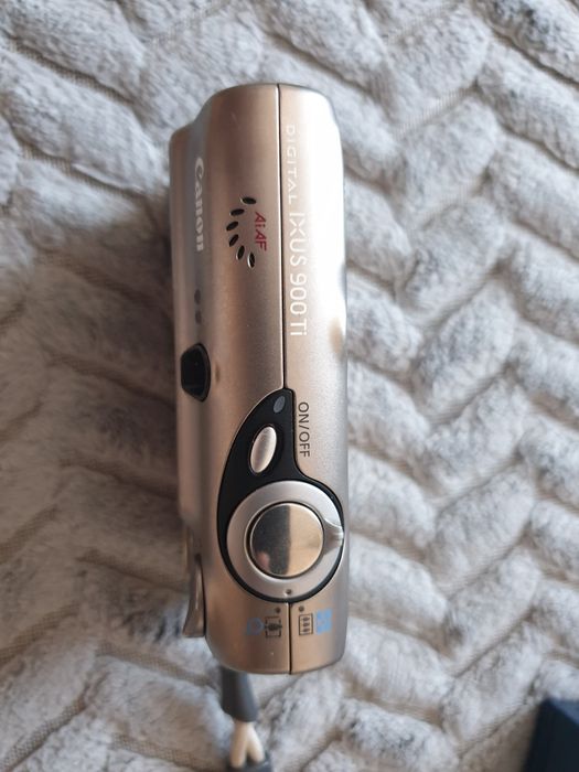 Aparat foto digital Canon ixus 900 Ti