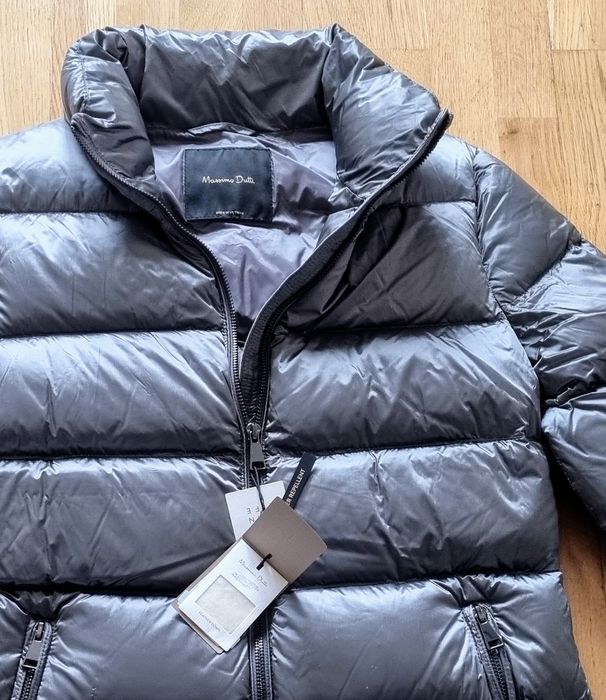 Vand geaca noua Massimo Dutti cu puf, marime S,  gri usor metalizat