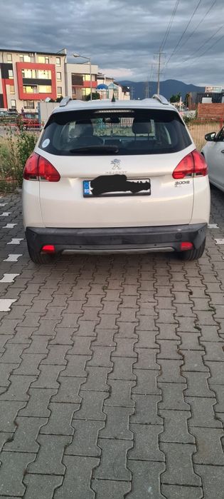 Vând Peugeot 2008