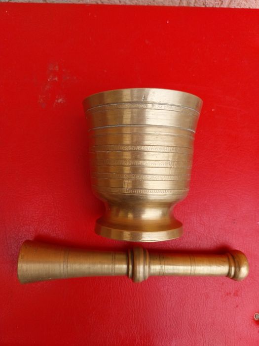 Mojar cu pistil, bronz