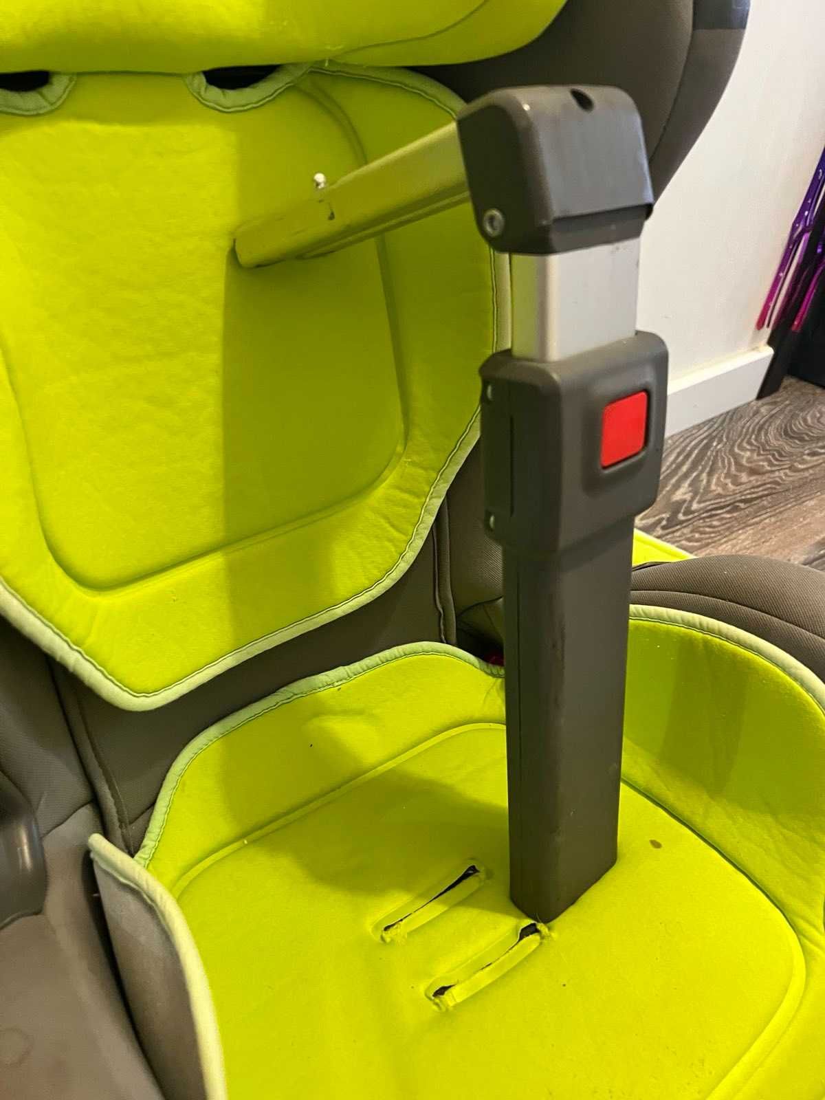 AVIONAUT Стол за кола Glider (9-25 кг.) зелен