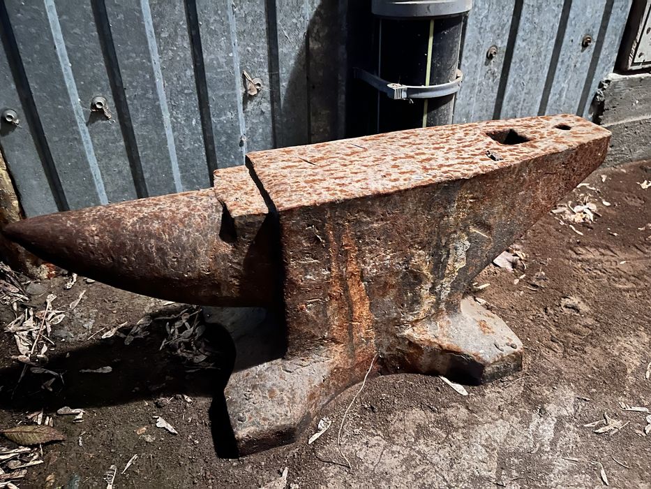 Наковальня кузнечная