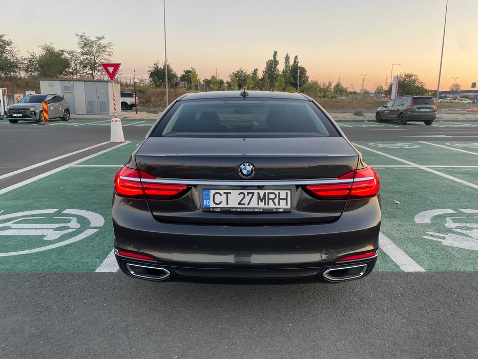 BMW Seria 7 BMW G11 730d xdrive