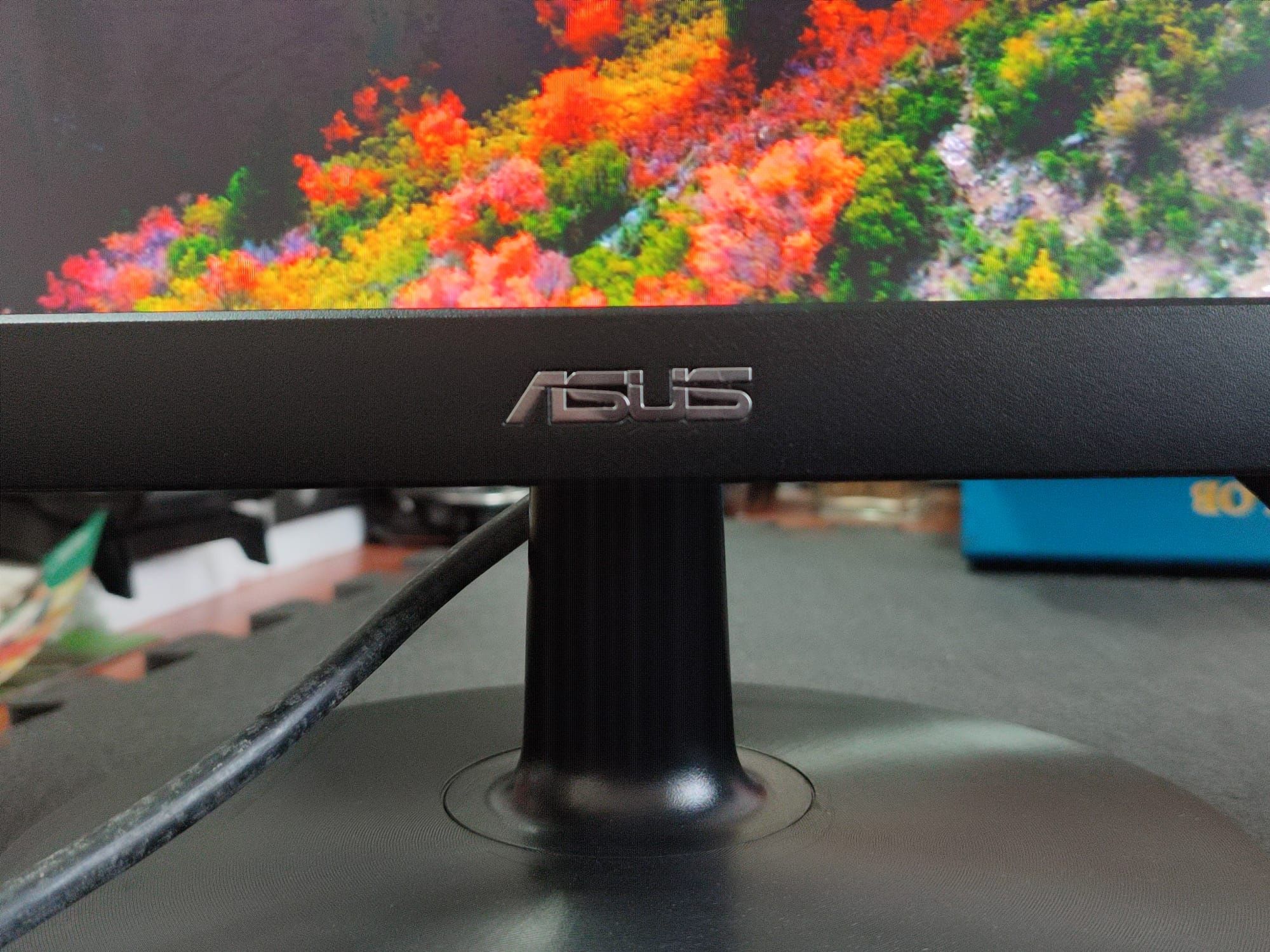 Monitor Asus 22 inch
