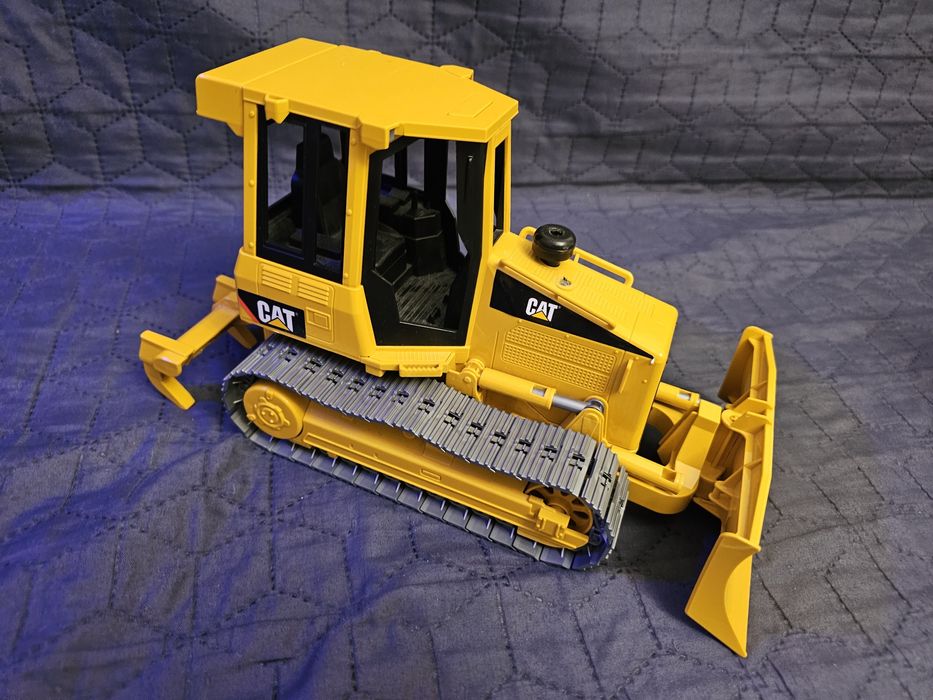 Jucarie Bruder buldozer mare Caterpillar