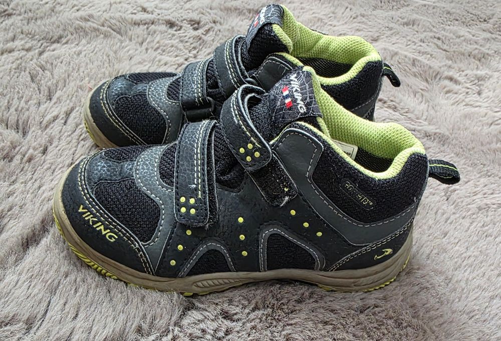 Pantofi Viking GoreTex, mărimea 29