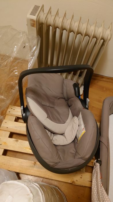 Бебешка количка Stokke