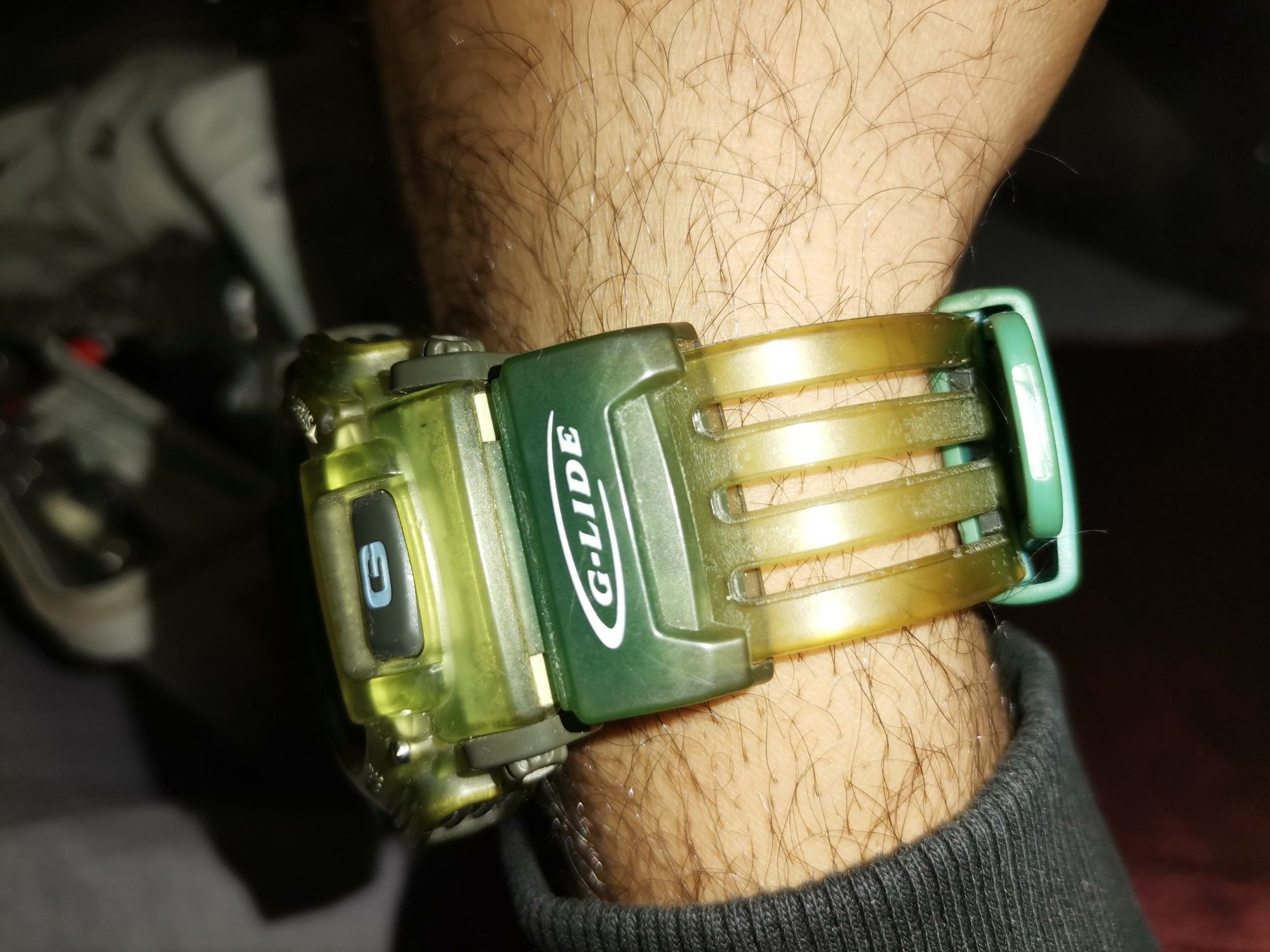 G shock g lide protecționism