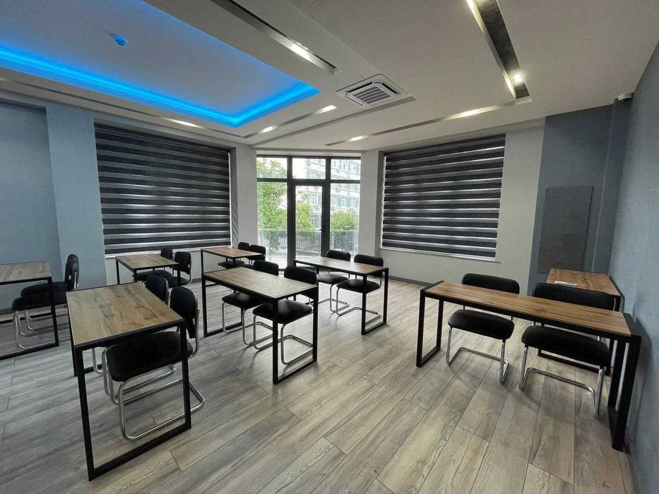 Сдается в аренду офис 52м2 с ремонтом Ойбек метро