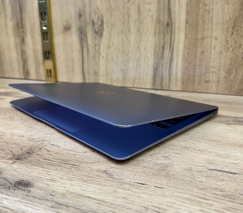Macbook Air M1 13inch 8/256GB Арзон нархда