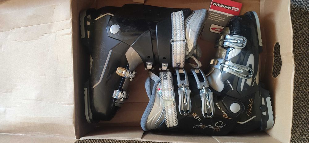 Женски ски обувки Dalbello