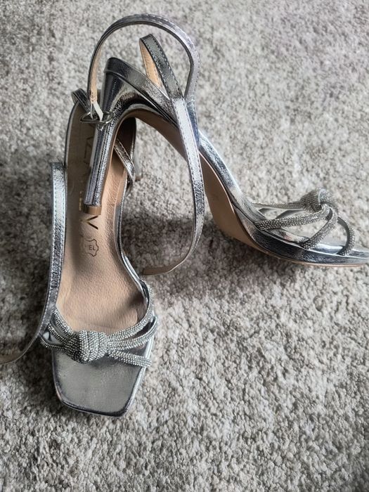 Sandale ocazie marimea 37
