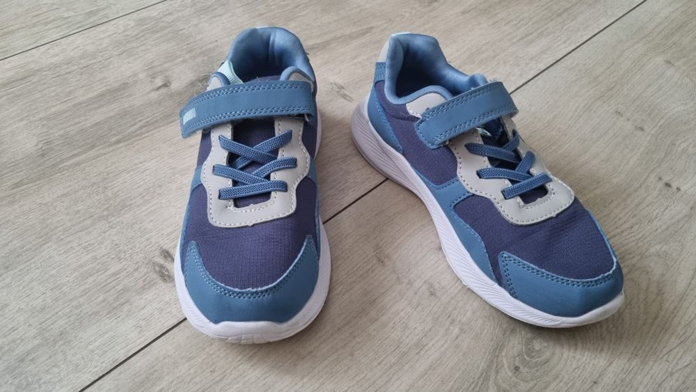 Adidasi copii  marimea 31